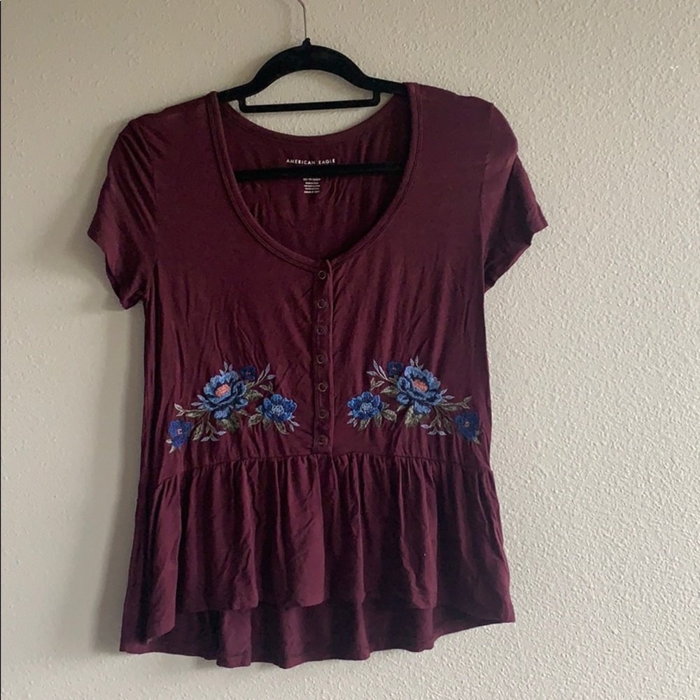 American Eagle soft and sexy floral tee
